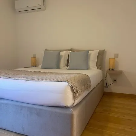 Проживание в семье Casa Do Afonso
